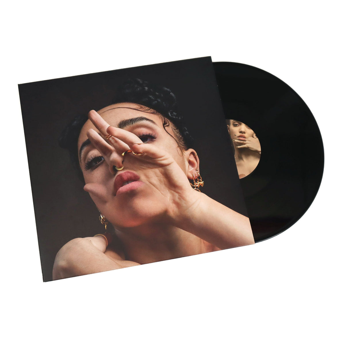 FKA Twigs: M3LL155X