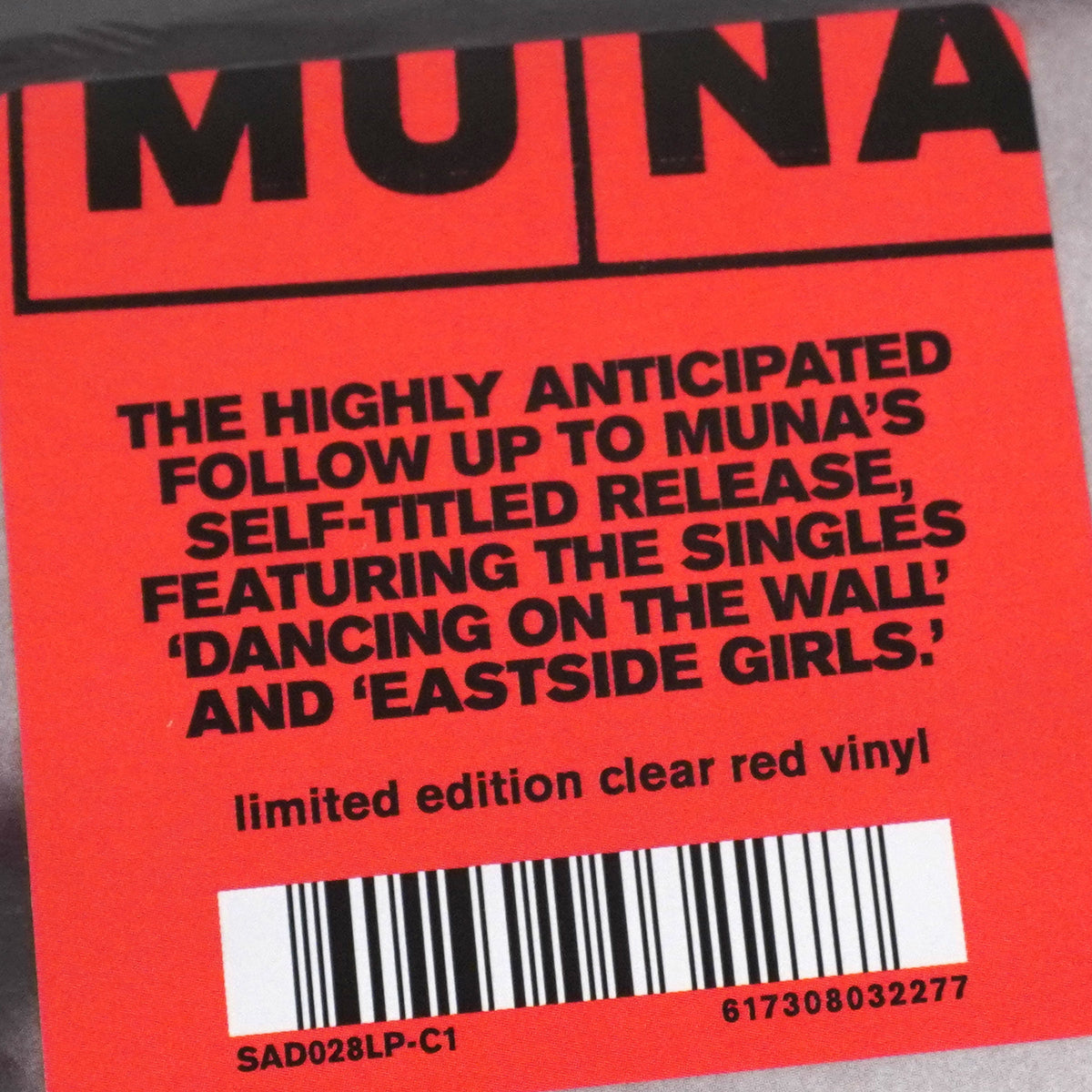 Muna: Dancing On The Wall (Colored Vinyl)